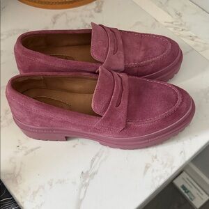 Patina Portland leather Pink/purple Suede Loafers great condition women’s size 8